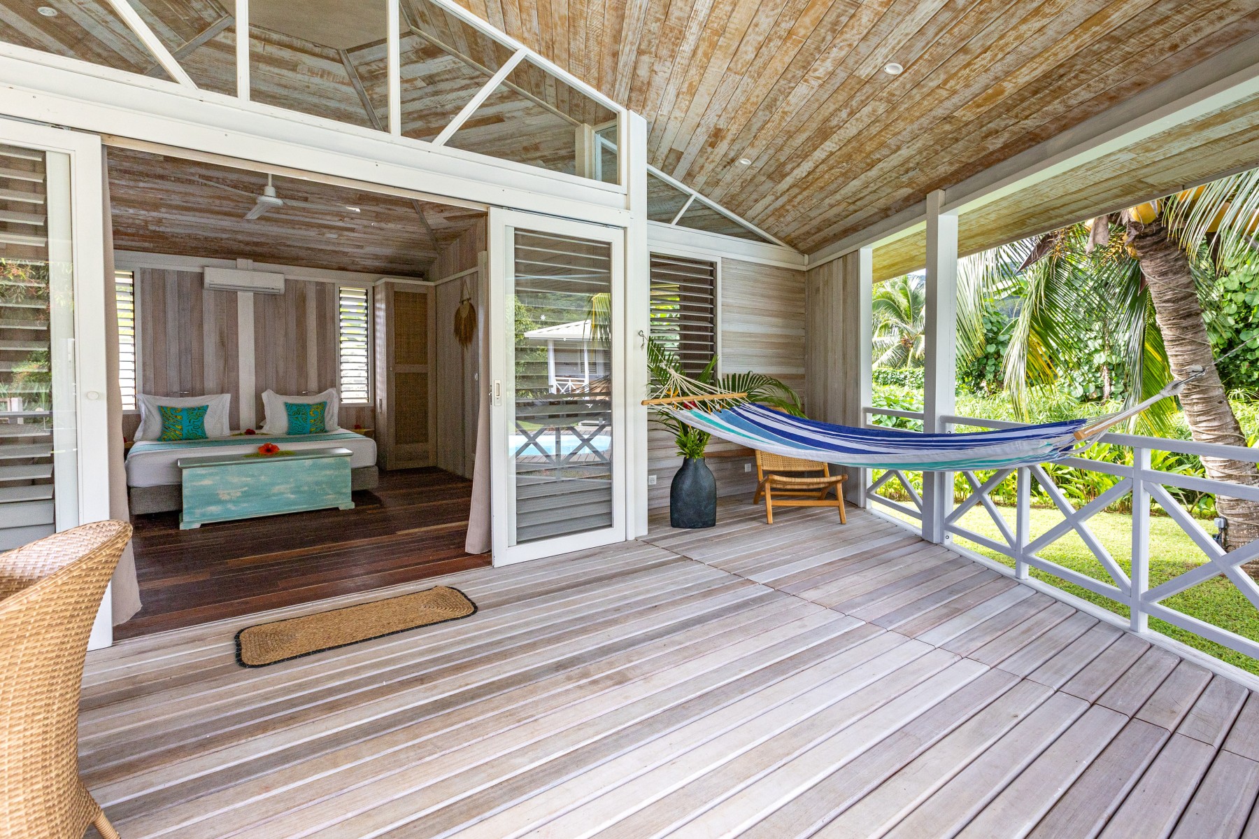 Bungalow Tropical